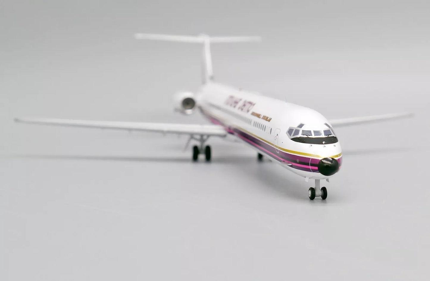 JC WINGS MD-81 HOUSE COLOUR REG: N980DC