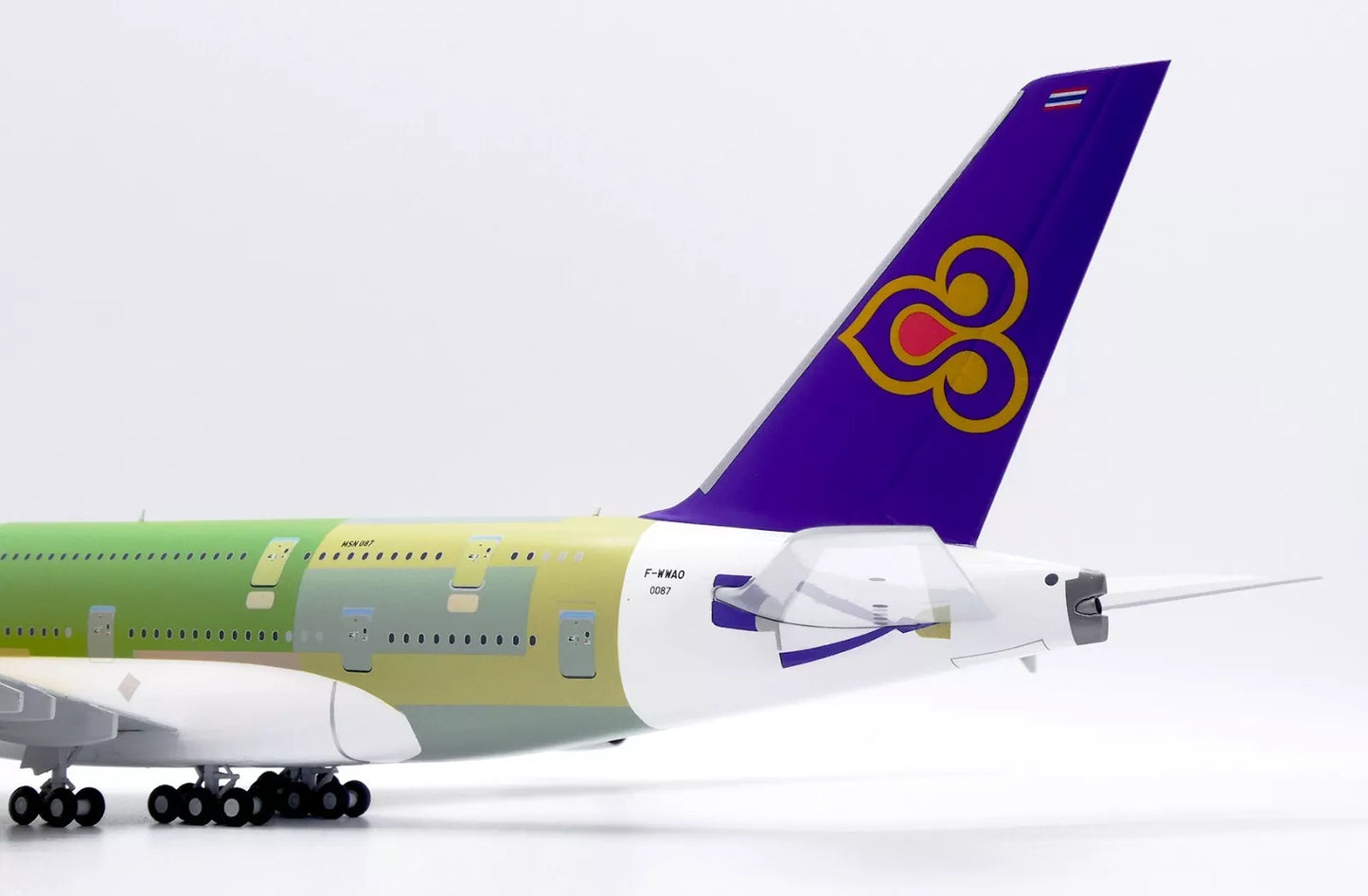 JC WINGS A380 THAI AIRWAYS "BARE METAL" REG: F-WWAO (LIMITED TO 180PCS)