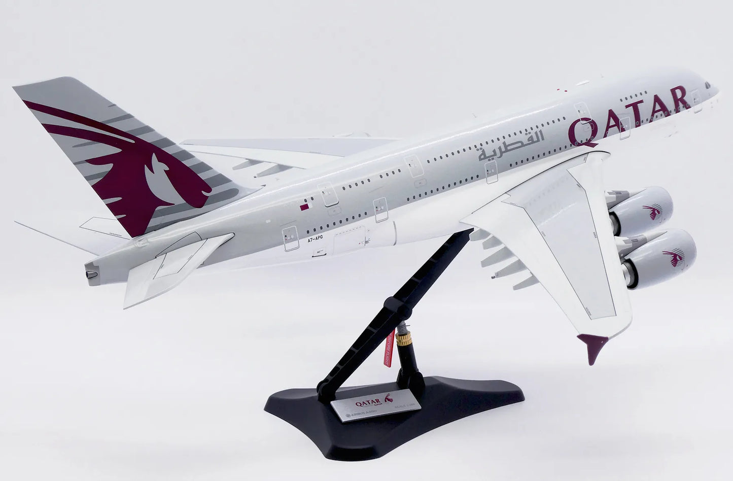 JC WINGS A380 QATAR AIRWAYS REG: A7-APG