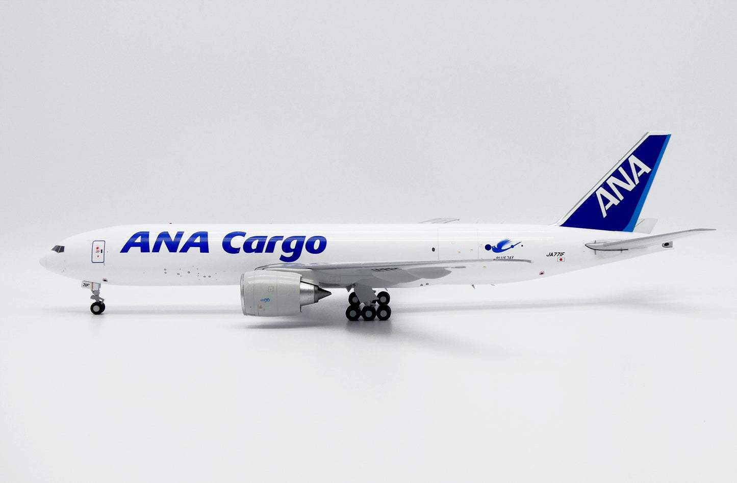 JC WINGS B777F ANA CARGO "BLUE JAY" REG: JA771F