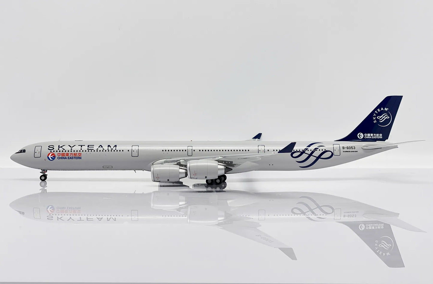 JC WINGS A340-600 CHINA EASTERN AIRLINES "SKYTEAM" REG: B-6053