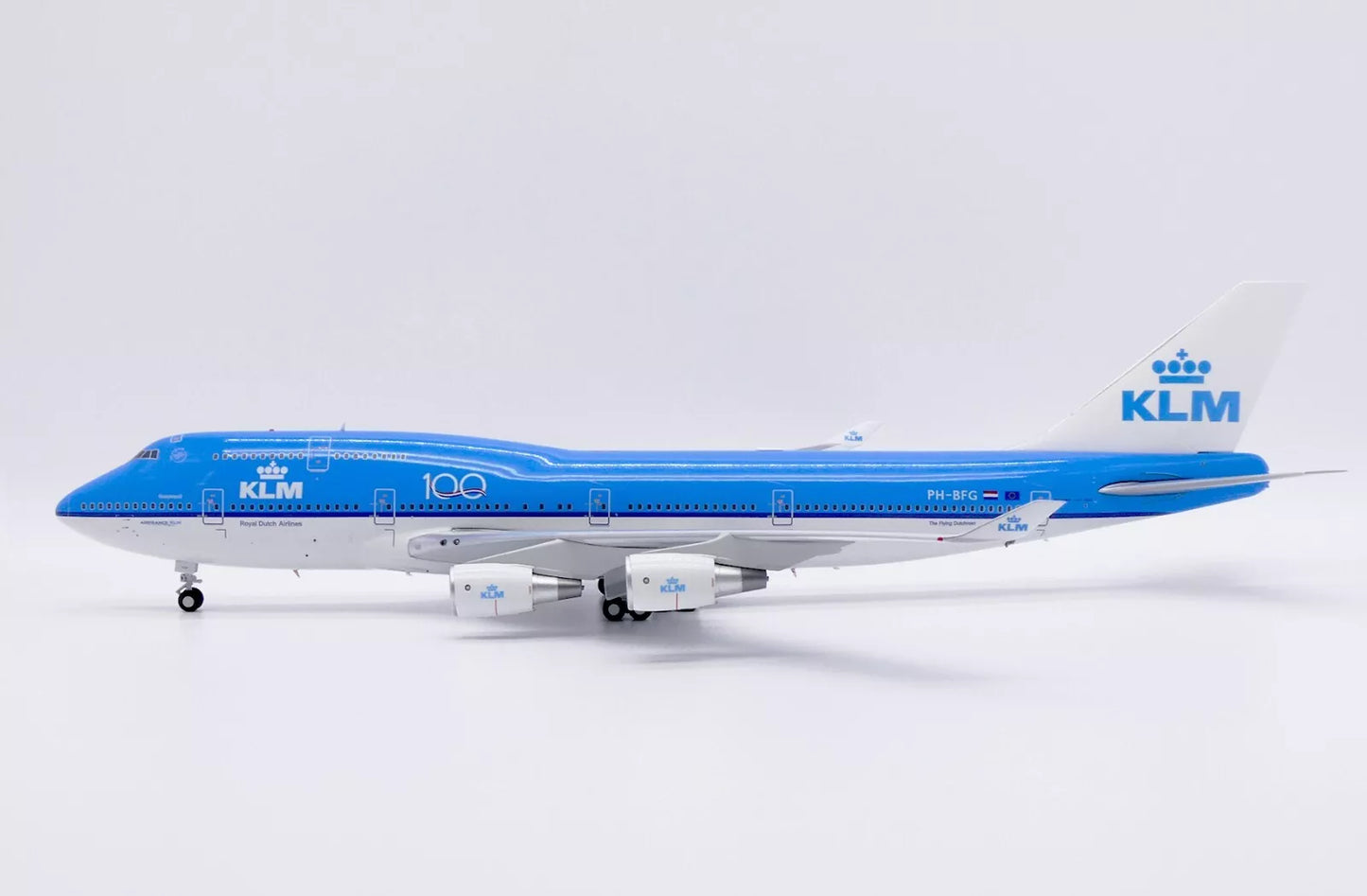 JC WINGS B747-400 KLM ROYAL DUTCH AIRLINES "100" (PLUS LIMITED EDITION AVIATION TAG) REG: PH-BFG