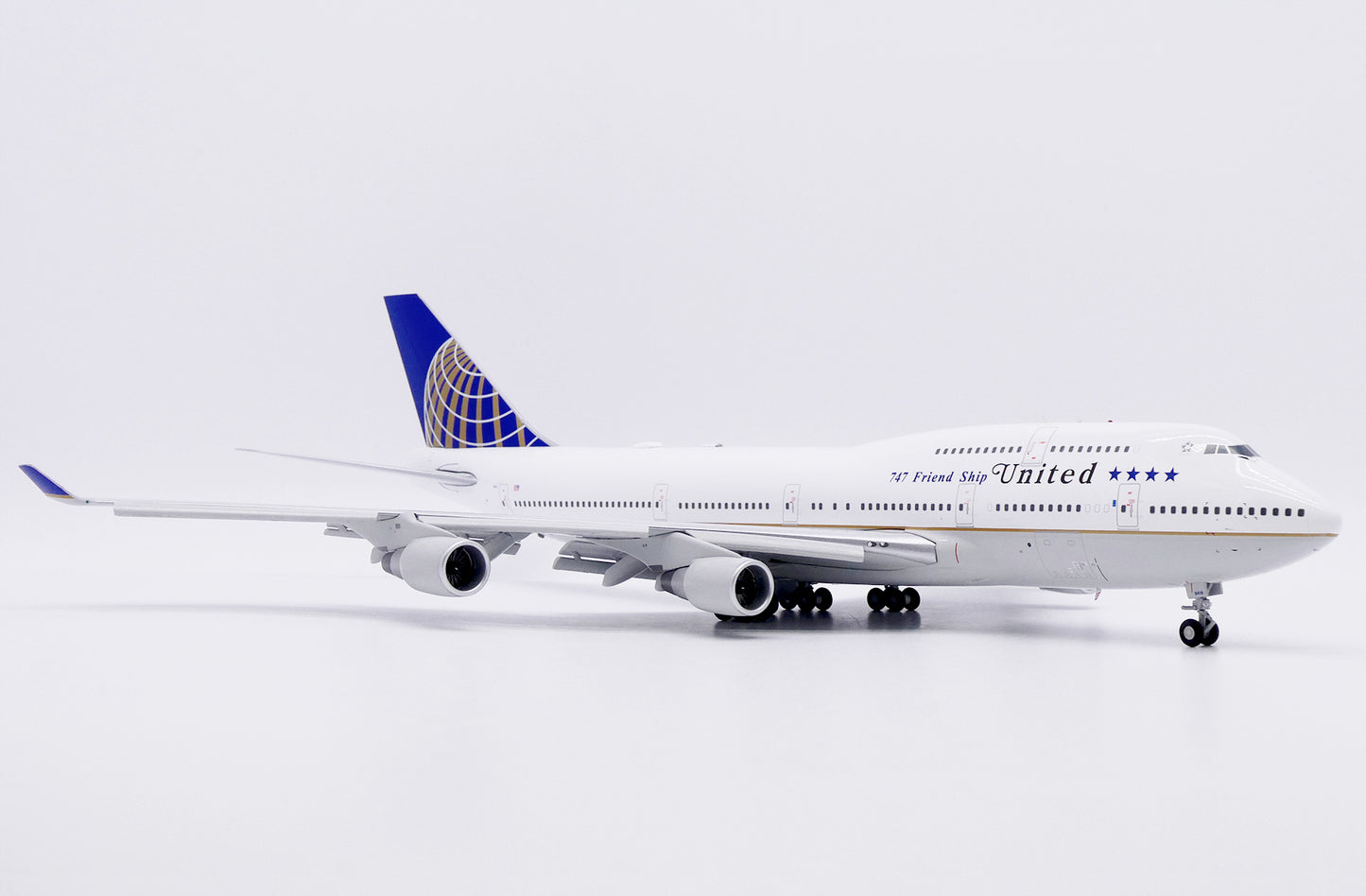 JC WINGS B747-400 UNITED AIRLINES "747 FRIEND SHIP" (FLAPS DOWN) REG: N118UA
