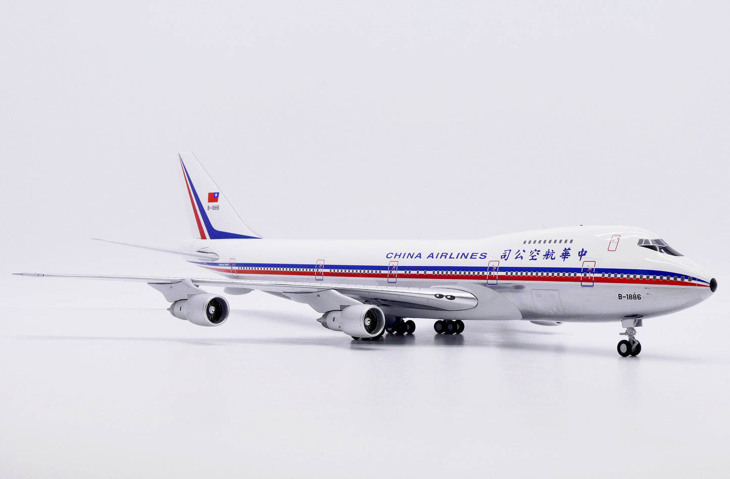 JC WINGS B747-200 CHINA AIRLINES "OLD COLOURS" (POLISHED) REG: B-1886