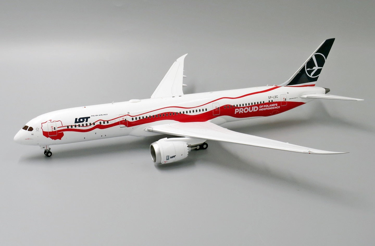 JCWINGS LOT B787-9 REG: SP-LSC