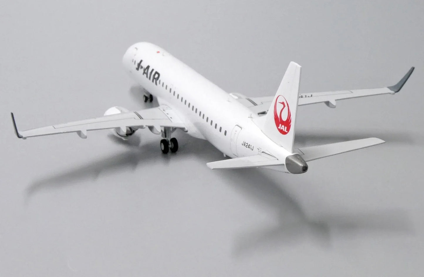 JC WINGS ERJ-190STD J-AIR REG: JA241J