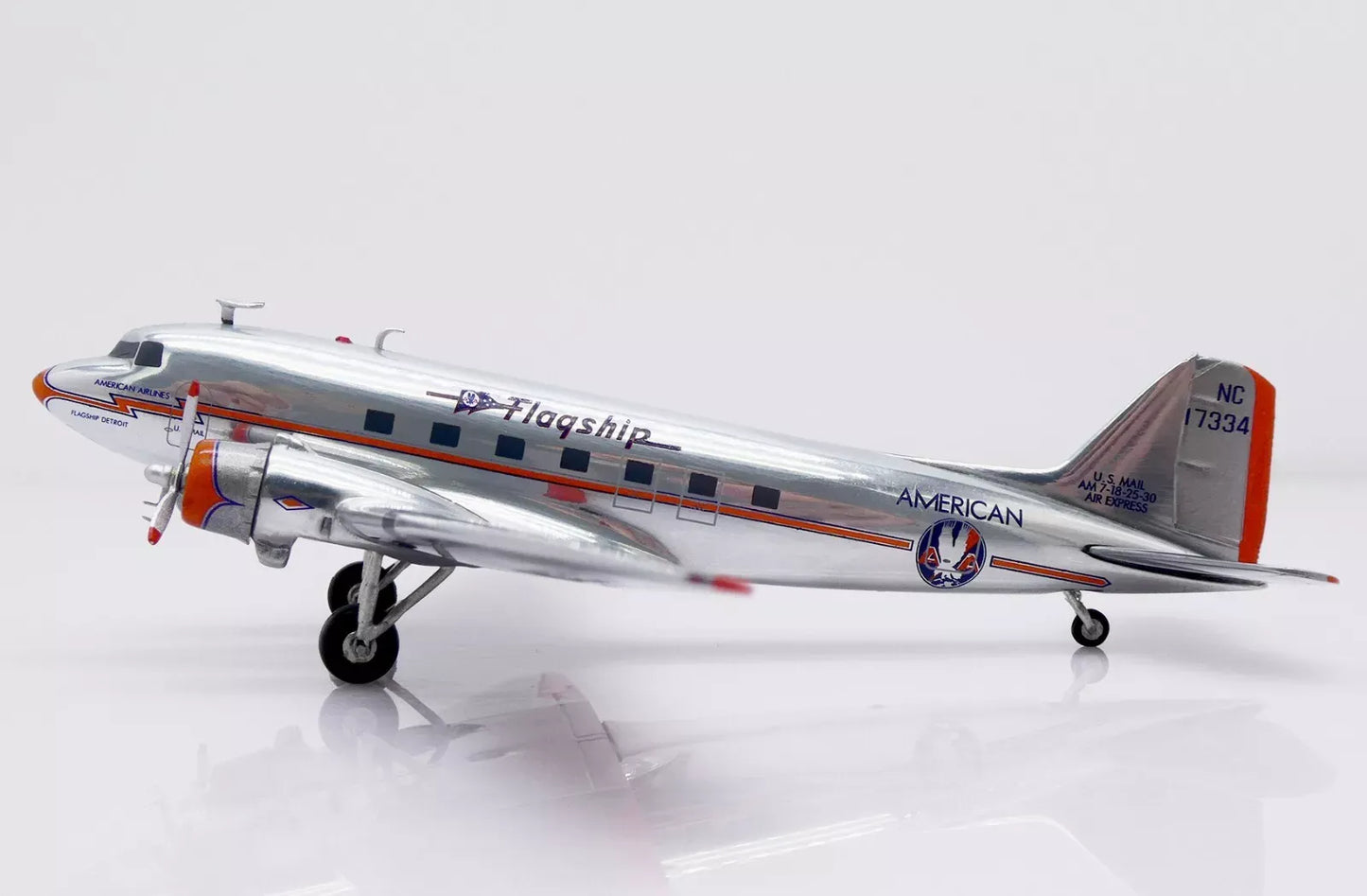 JC WINGS DC-3 AMERICAN AIRLINES "FLAGSHIP DETROIT" (POLISHED) REG: NC17334