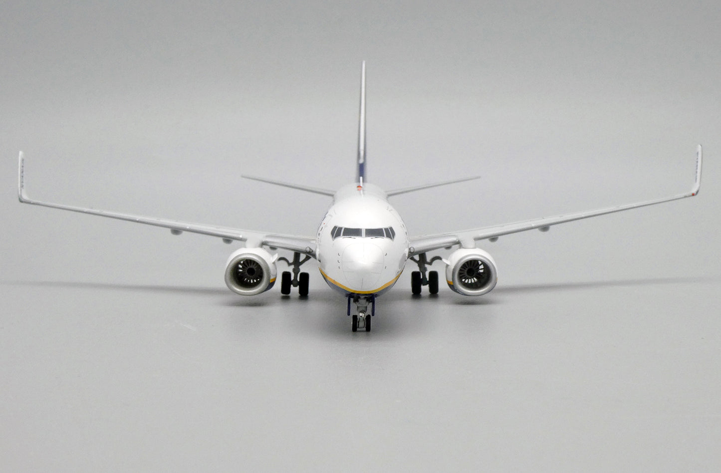 JC WINGS B737-800 RYANAIR REG: EI-EBI