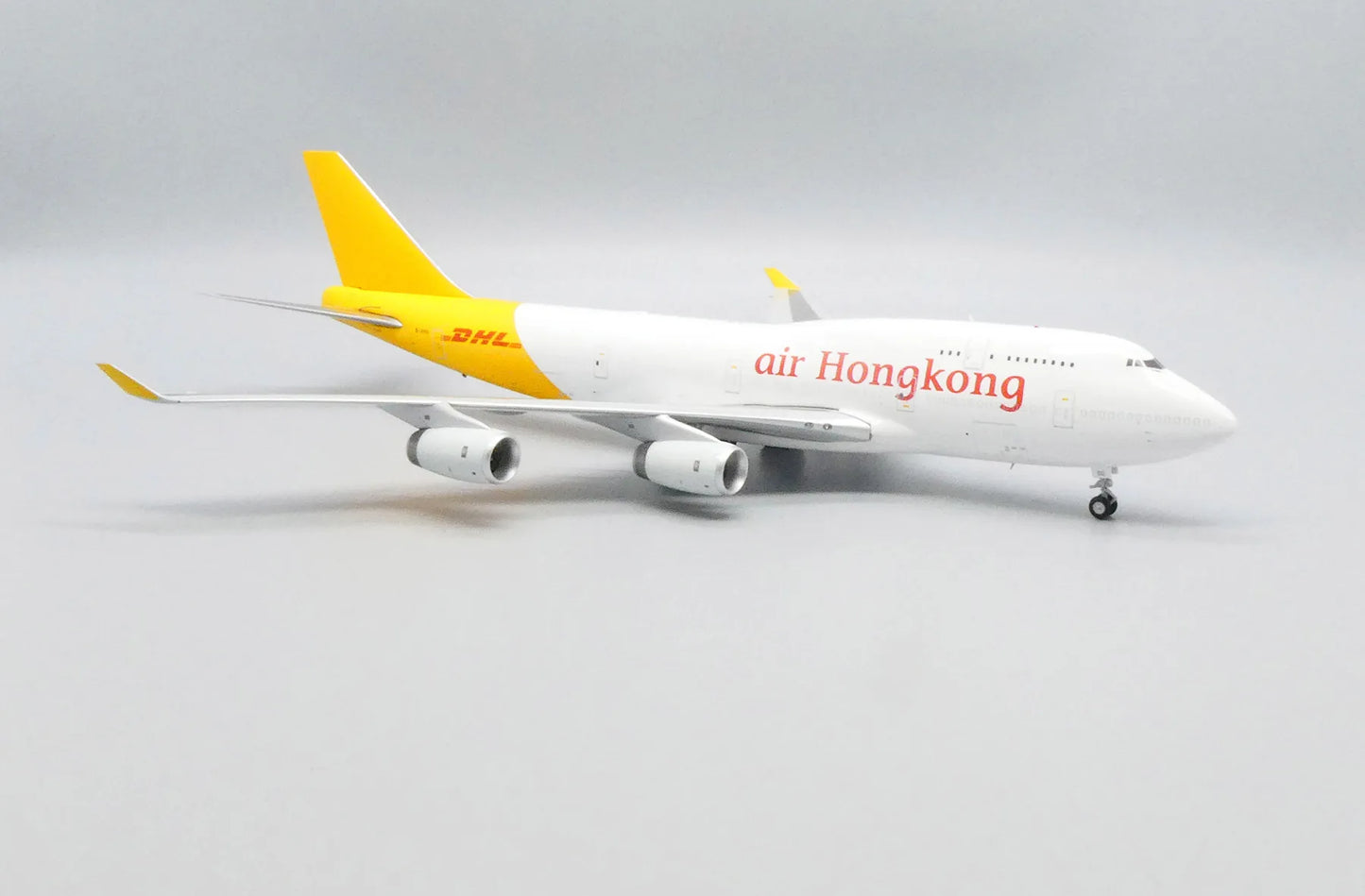 JCWINGS BOEING 747-400(BCF) AIR HONGKONG REG: B-HOU