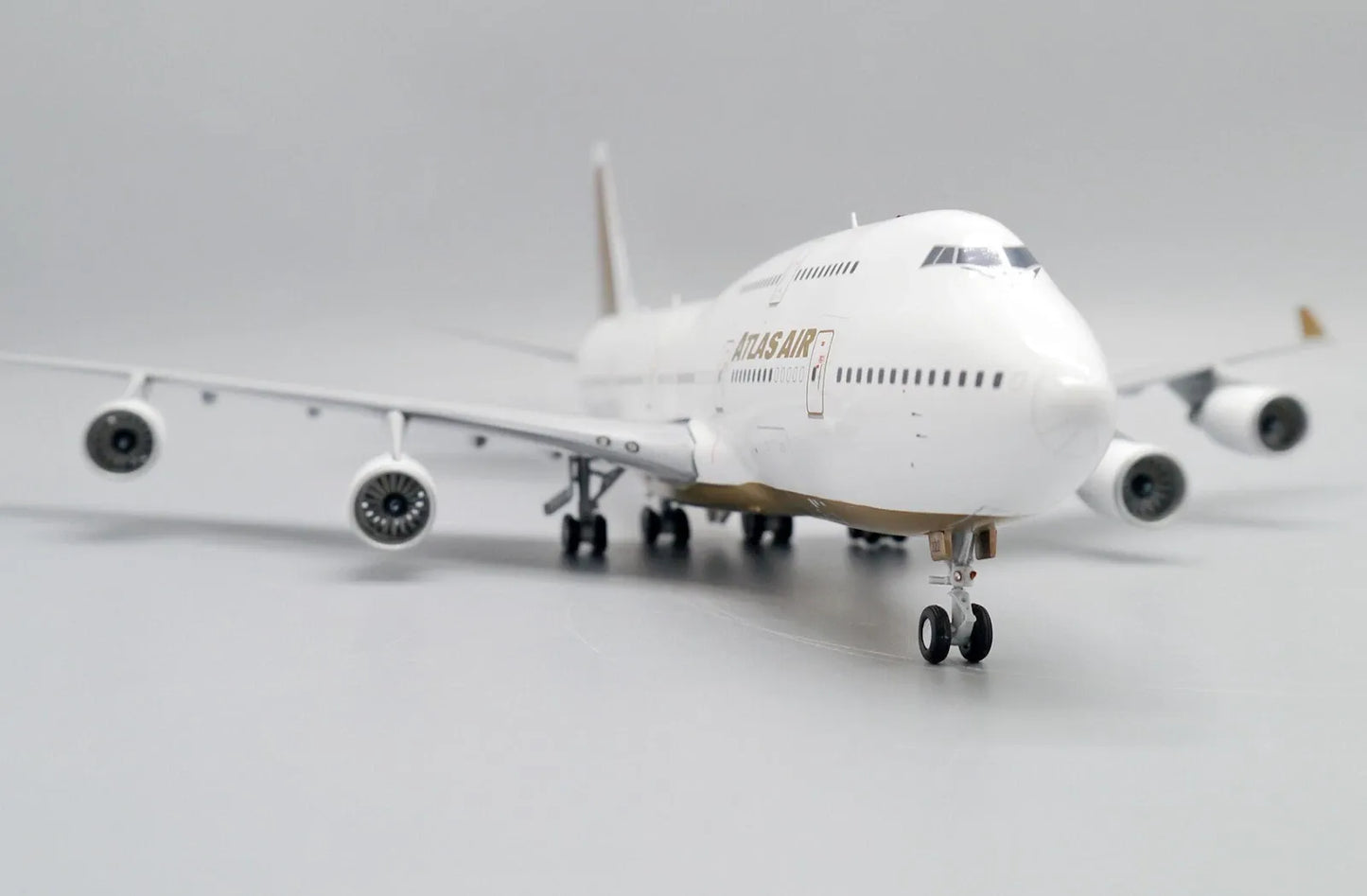 JC WINGS B747-400 ATLAS AIR "GOLD" REG: N322SG