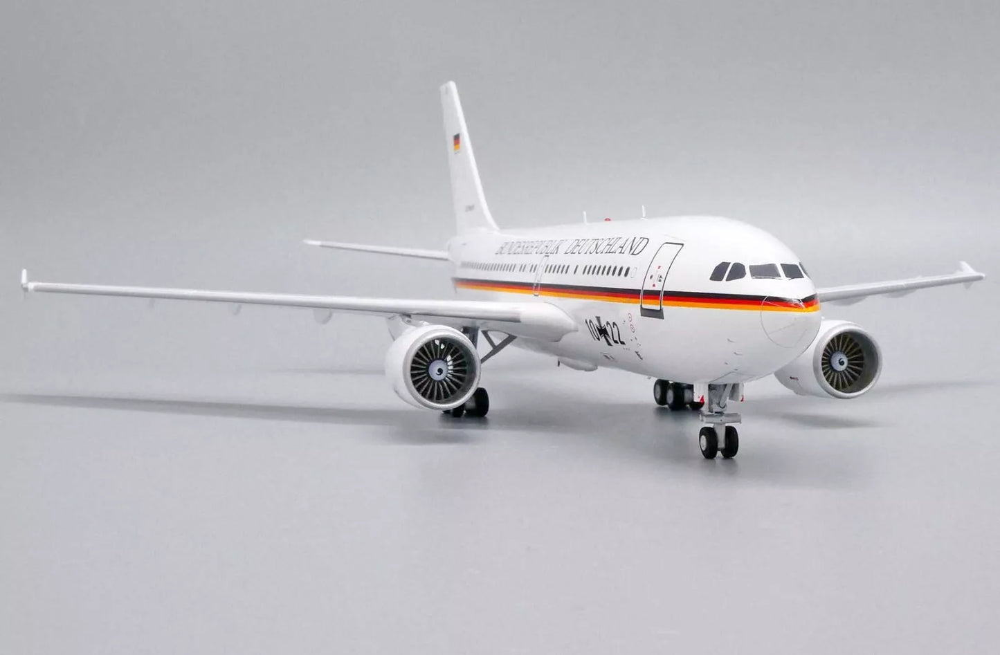 JC WINGS A310-300 GERMAN AIR FORCE REG: 10 22