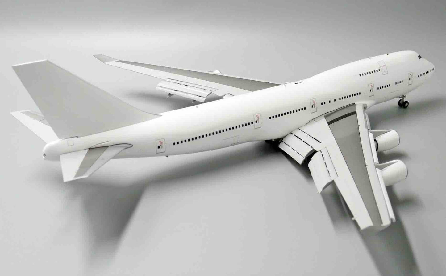 JCWINGS BLANK B747-400 (GE ENGINE) FLAP DOWN