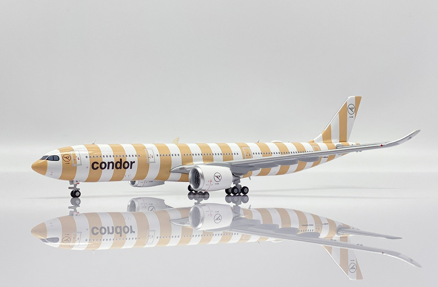 JC WINGS A330-900NEO CONDOR BROWN REG: D-ANRH