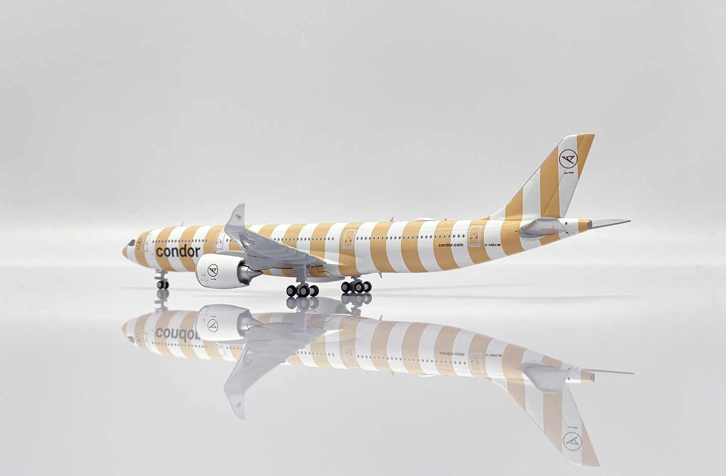 JC WINGS A330-900NEO CONDOR BROWN REG: D-ANRH