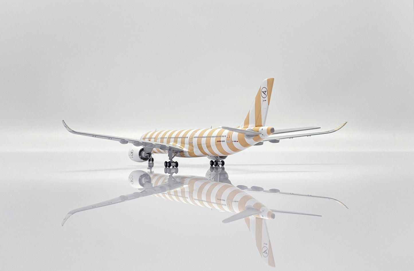 JC WINGS A330-900NEO CONDOR BROWN REG: D-ANRH