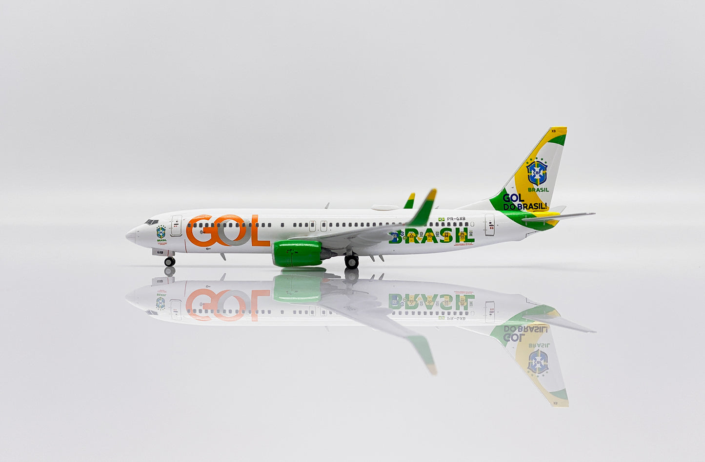 JC WINGS 737-800 GOL LINHAS AEREAS GOL DO BRASIL REG: PR-GXBR