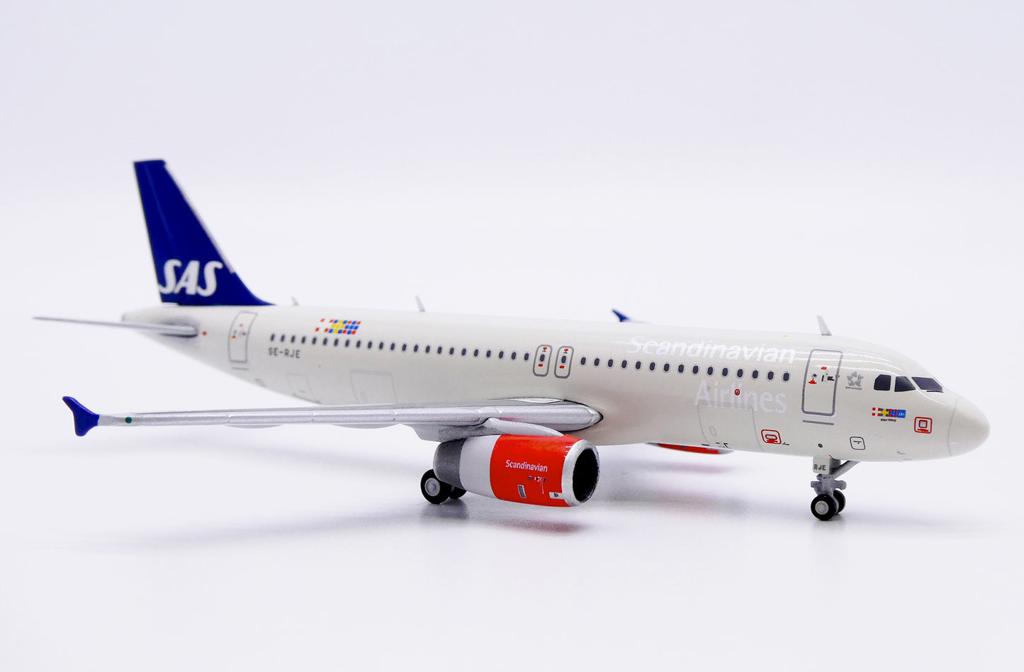 JC WINGS A320 SCANDINAVIAN AIRLINES (SAS) REG: SE-RJE