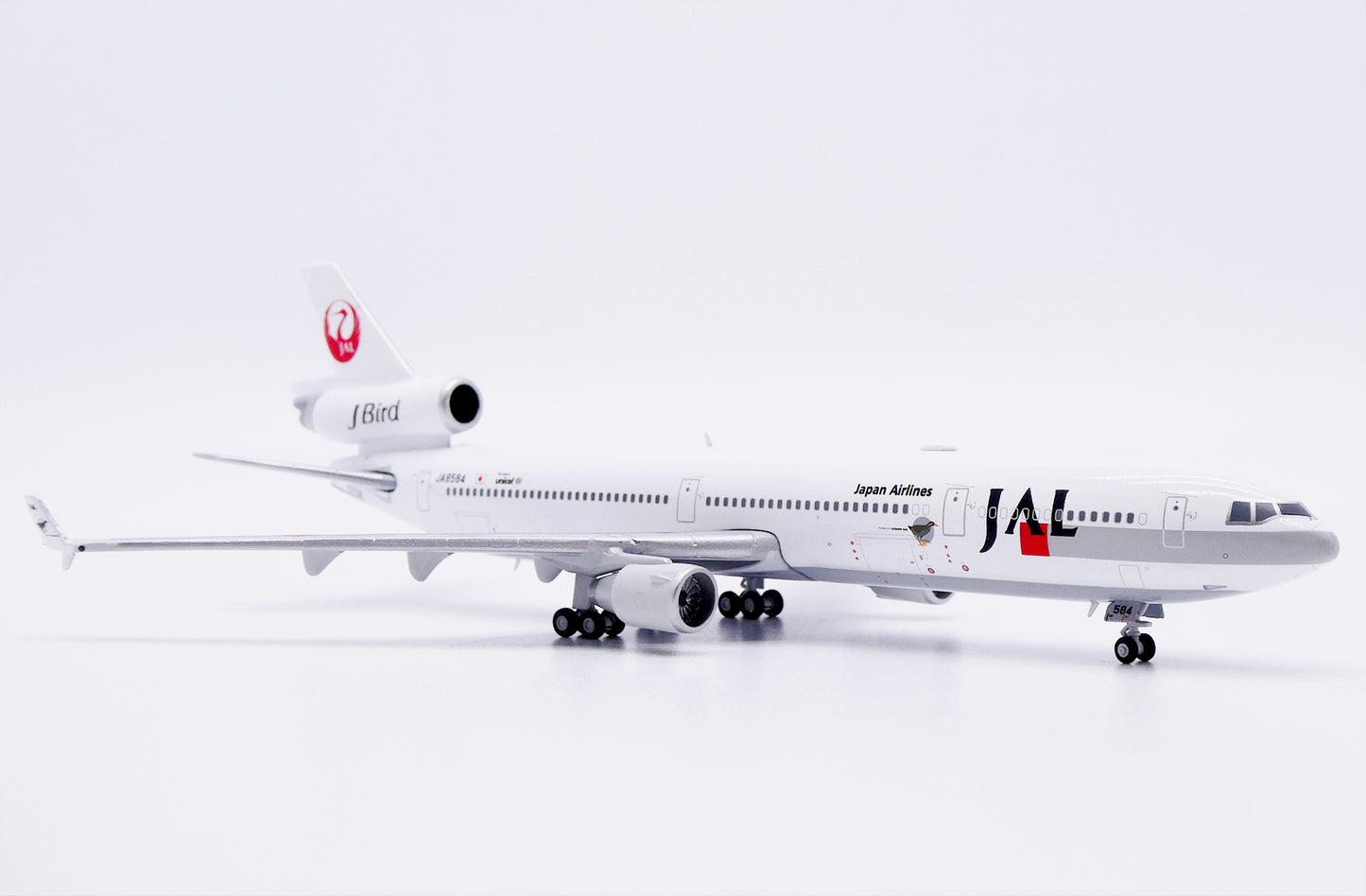 JC WINGS MD-11 JAPAN AIRLINES (JAL) "J-BIRD" REG: JA8584