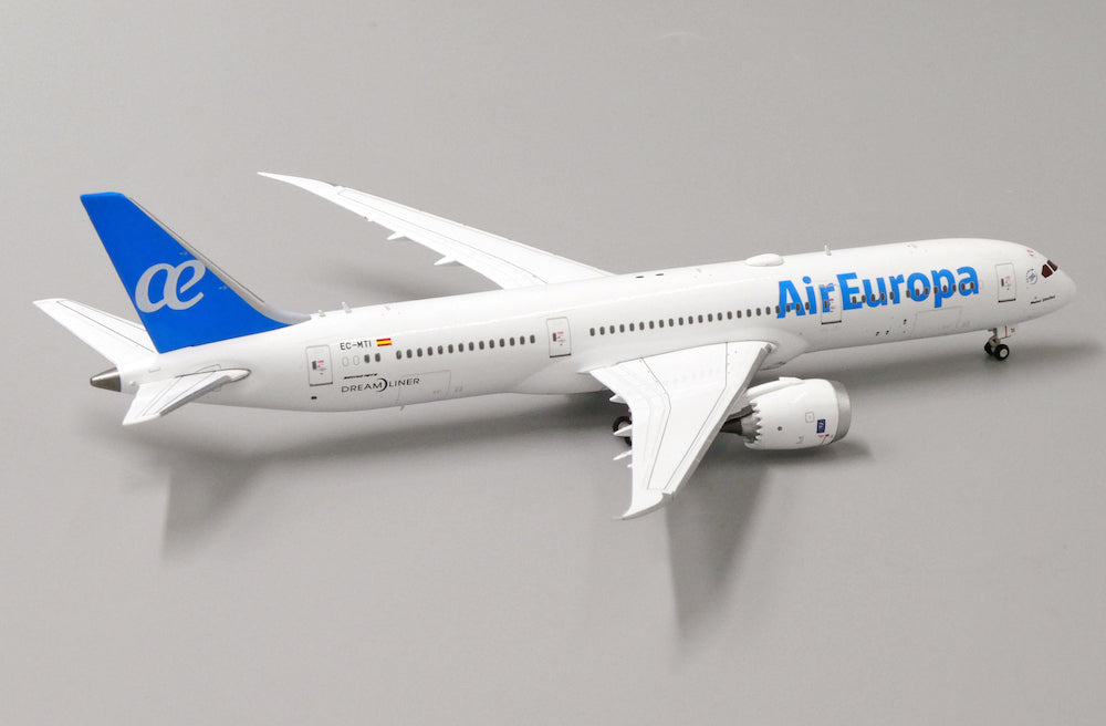 JCWINGS B787-9 AIR EUROPA REG: EC-MTI