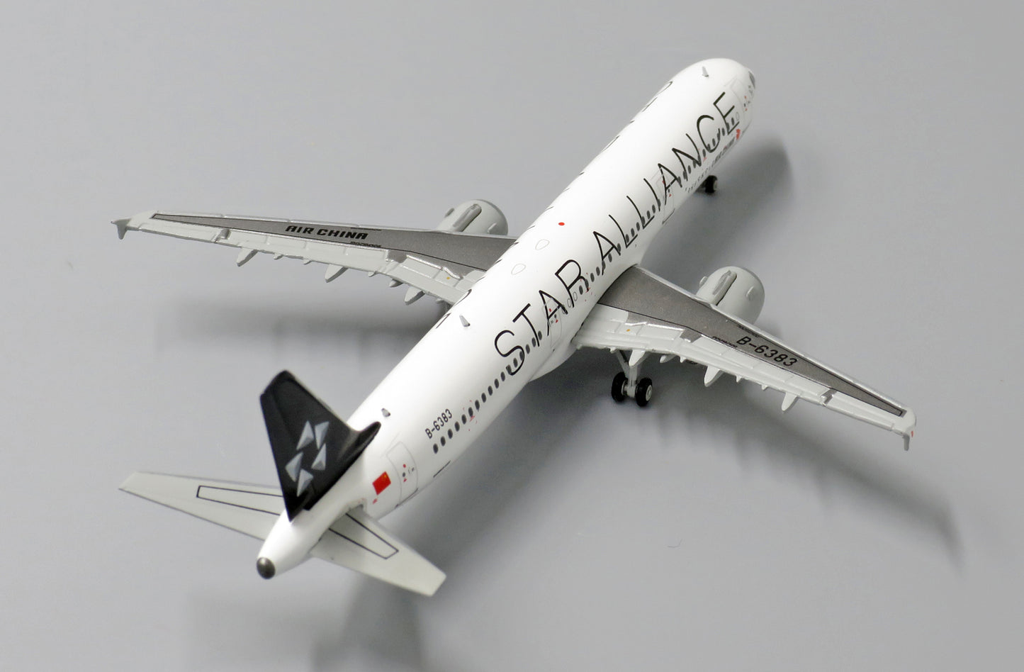 JC WINGS A321 AIR CHINA "STAR ALLIANCE" REG: B-6383
