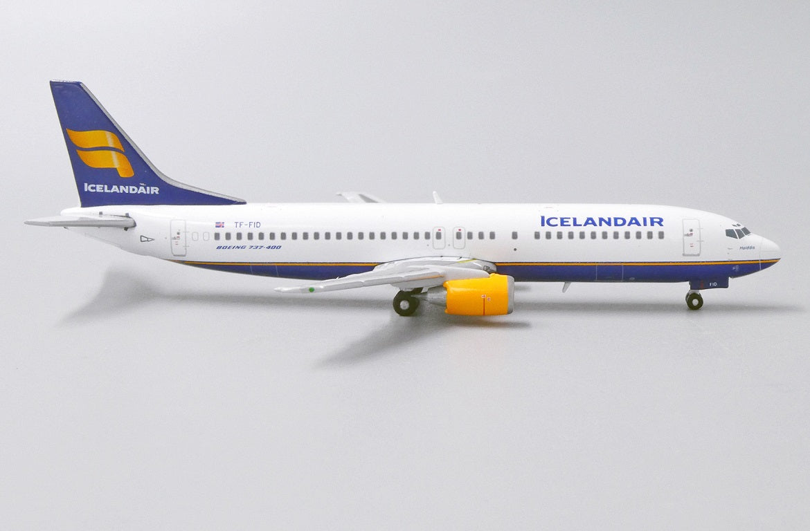 JCWINGS BOEING 737-400 ICELAND AIR REG: TF-FID