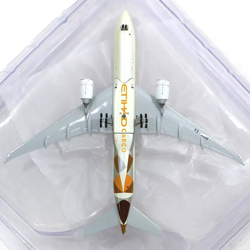 JCWINGS B777-200(LRF) ETIHAD CARGO REG: A6-DDD