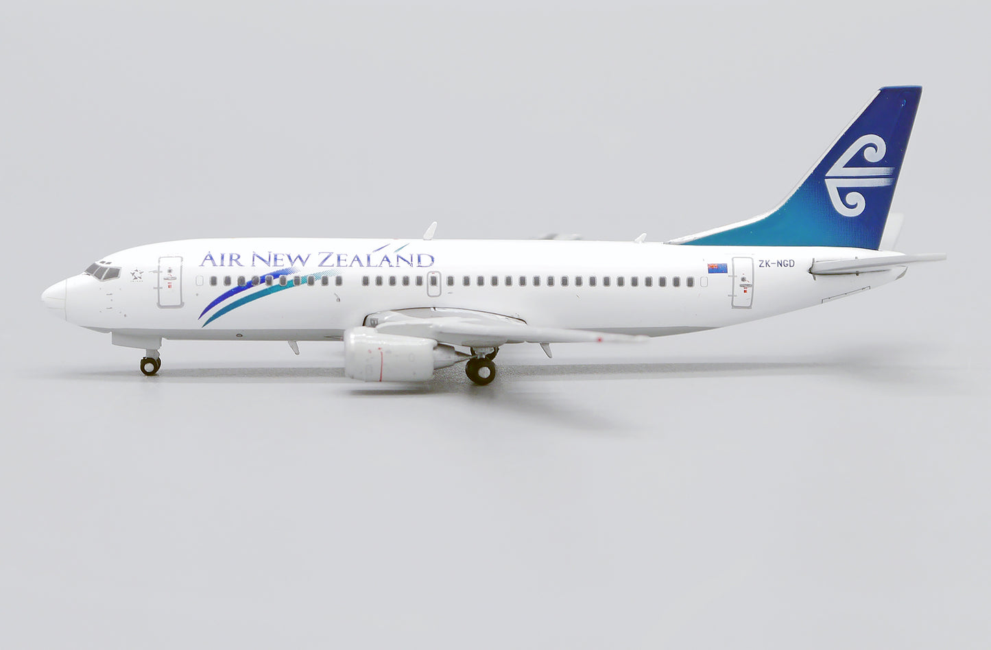 JC WINGS B737-300 AIR NEW ZEALAND REG: ZK-NGD