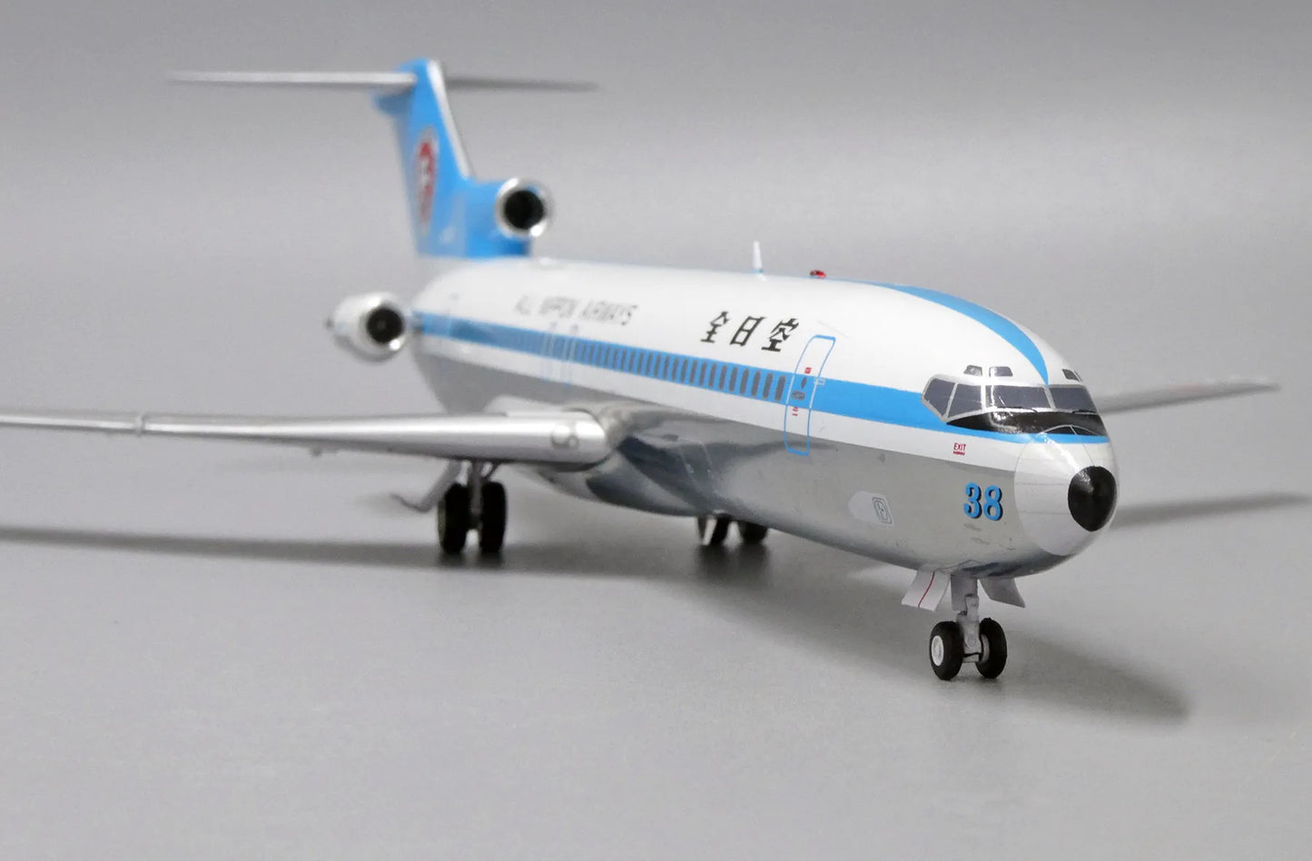 JC WINGS B727-200 ALL NIPPON AIRWAYS (ANA) REG: JA8338