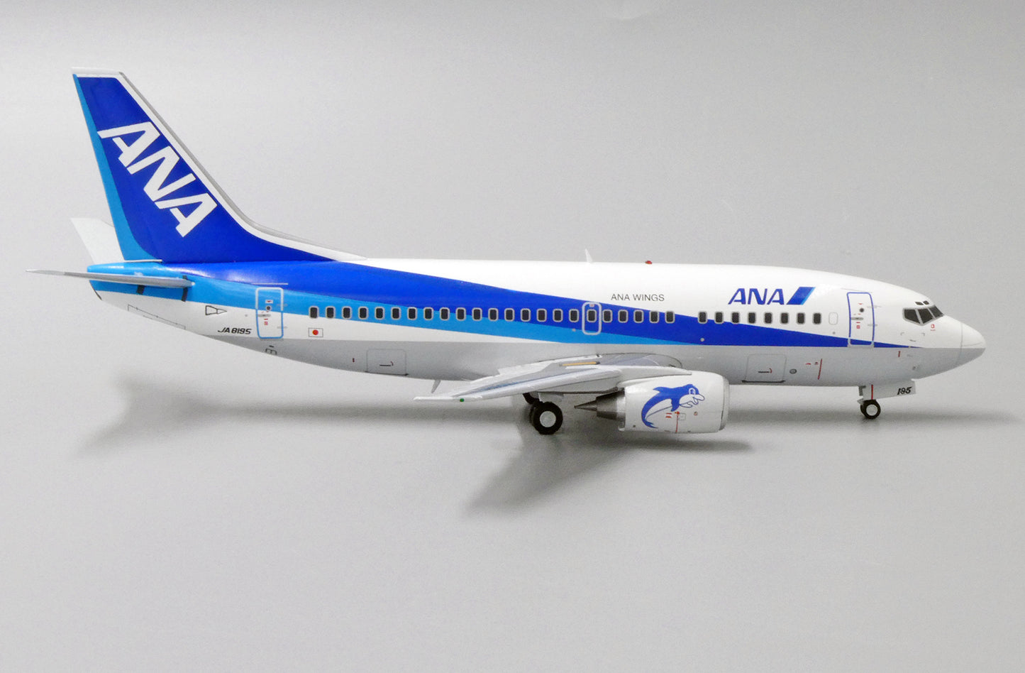 JC WINGS B737-500 ALL NIPPON AIRWAYS REG: JA8195