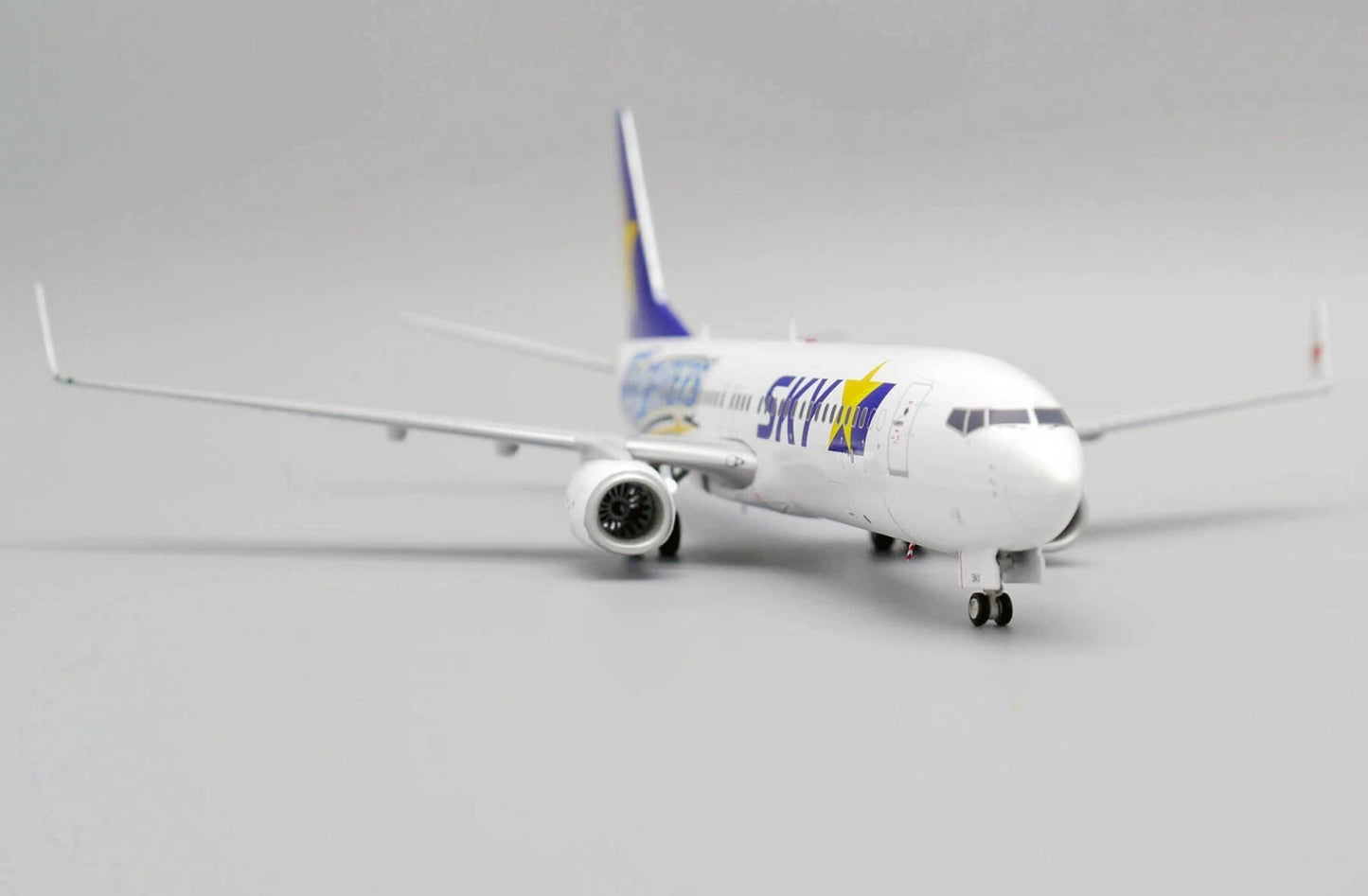 JC WINGS B737-800 SKYMARK AIRLINES "HOKKAIDO PRIDE" REG: JA73NX