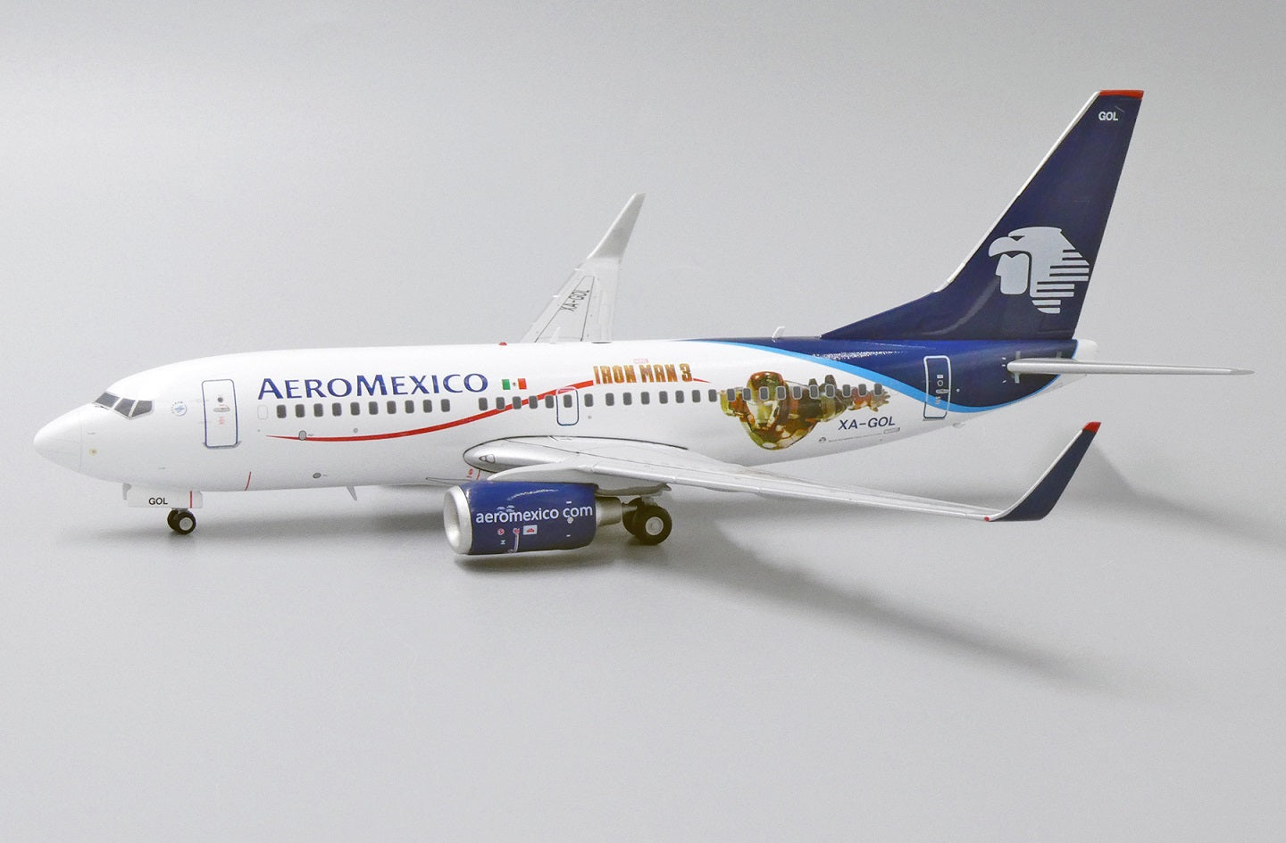 JC WINGS B737-700 AEROMEXICO "IRON MAN 3" REG: 3 XA-GOL
