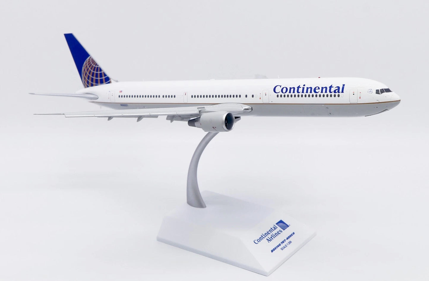 JC WINGS B767-400ER CONTINENTAL AIRLINES "SKYTEAM LOGO" REG: N66051