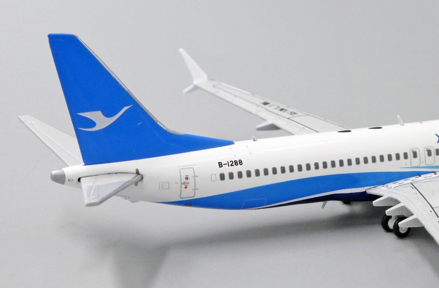 JC WINGS B737-8 MAX XIAMEN AIRLINES REG: B-1288