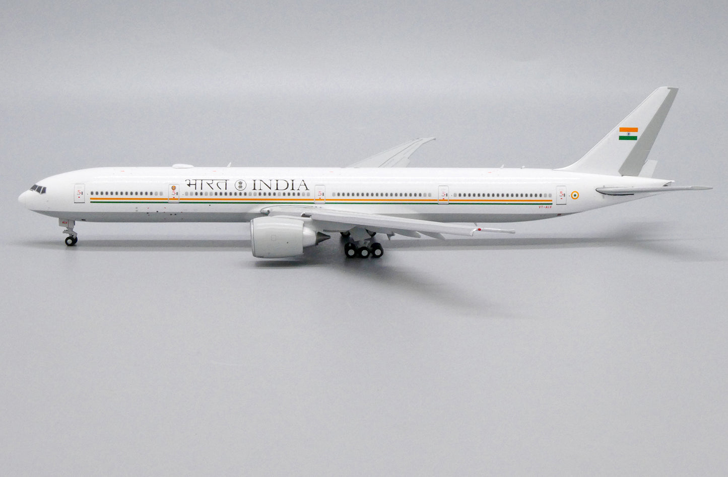 JC WINGS B777-300ER GOVERNMENT OF INDIA (FLAPS DOWN) REG: VT-ALV