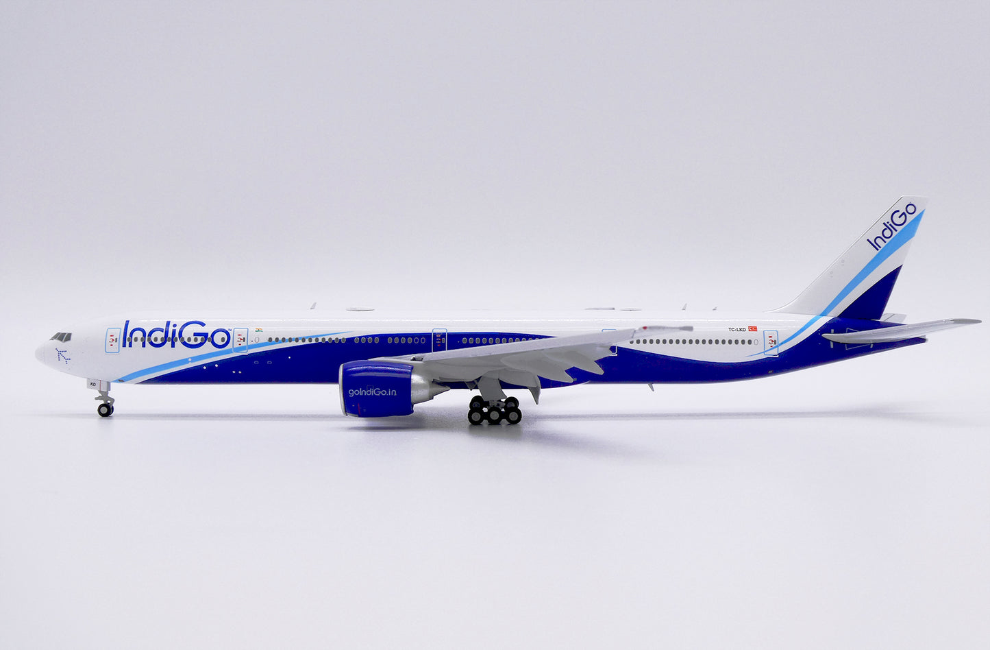 JCWINGS B777-300(ER) INDIGO FLAP DOWN REG: TC-LKD