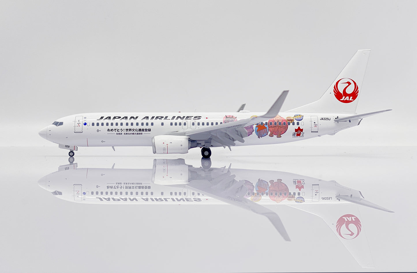 JC WINGS B737-800 JAPAN AIRLINES "JOMON LIVERY" (FLAPS DOWN) REG: JA329J