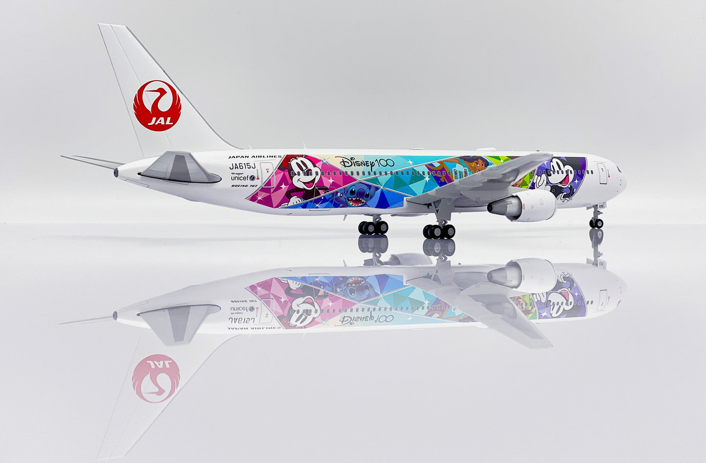 JCWINGS B767-300(ER) JAPAN AIRLINES DISNEY 100 REG: JA615J