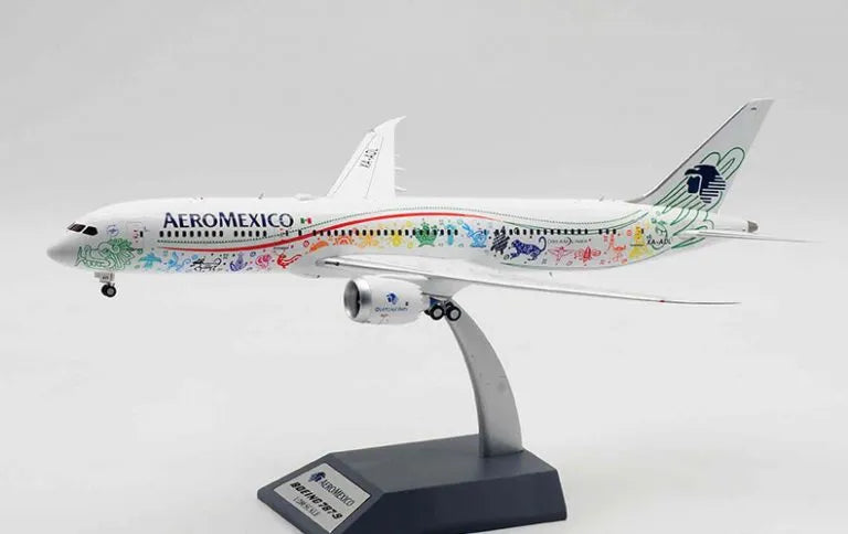 JET-X B787-9 AEROMEXICO REG: XA-ADL