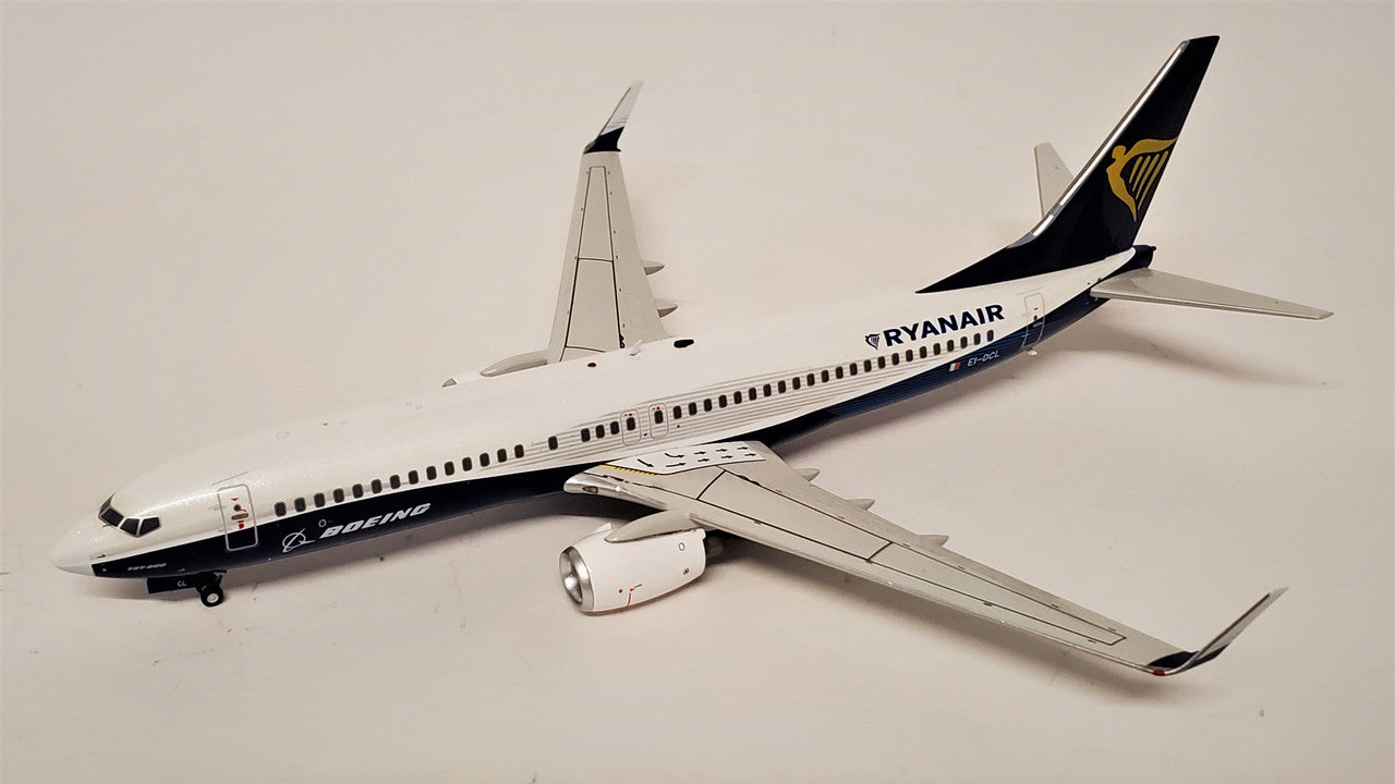 JFOX B737-8AS RYANAIR WITH BOEING NEW COLOUR REG: EI-DCL