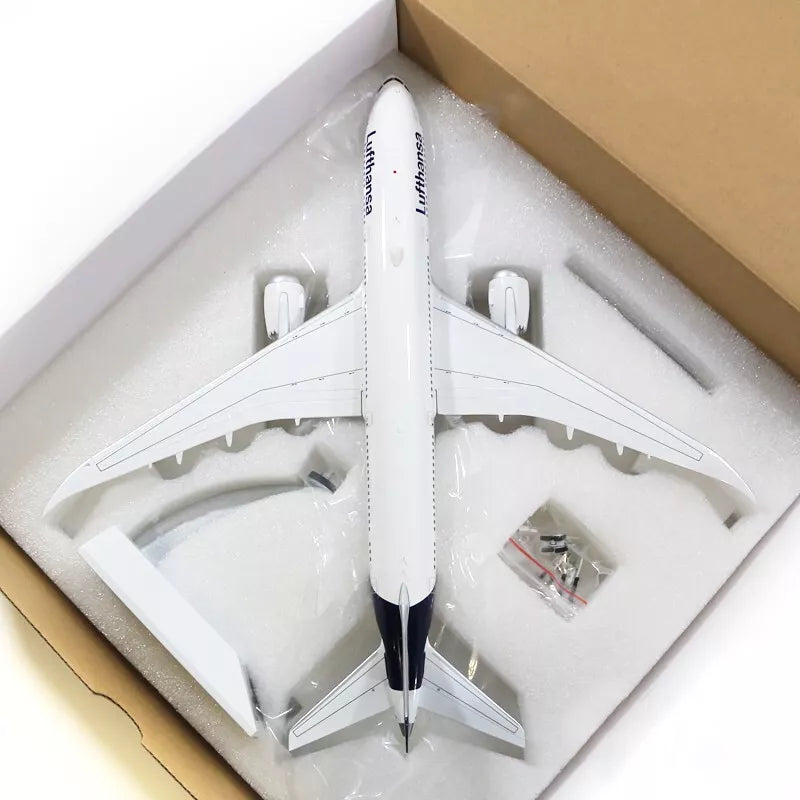 JFOX B787-9 LUFTHANSA REG: D-ABPA