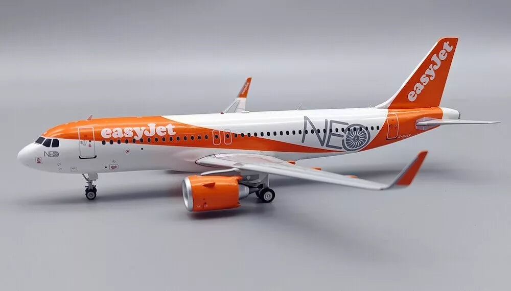 JFOX A320-251N EASYJET REG: G-UZLW