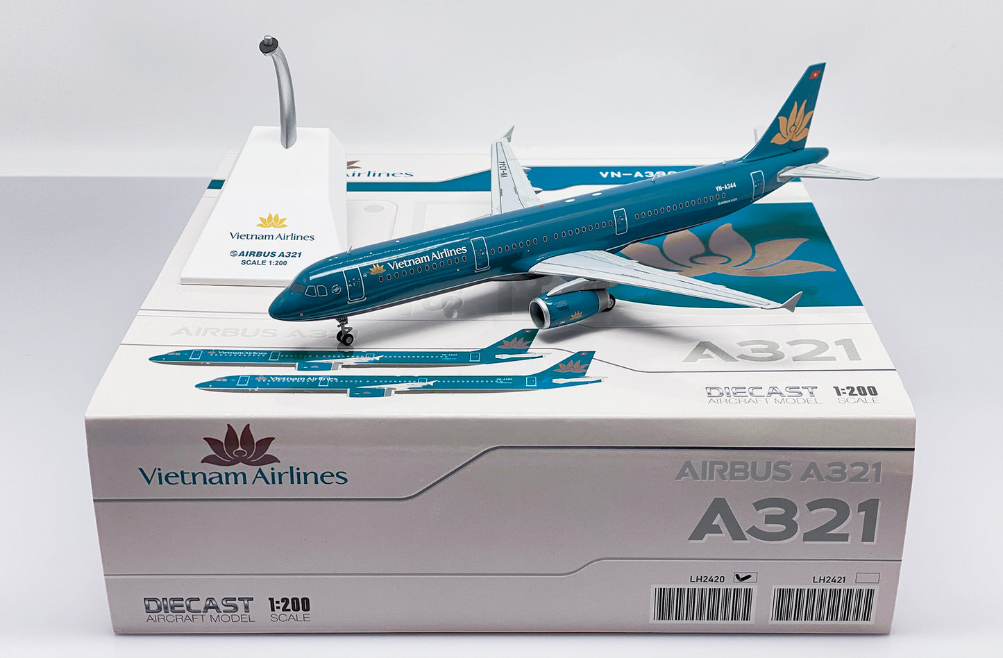 JC WINGS A321 VIETNAM AIRLINES REG: VN-A344