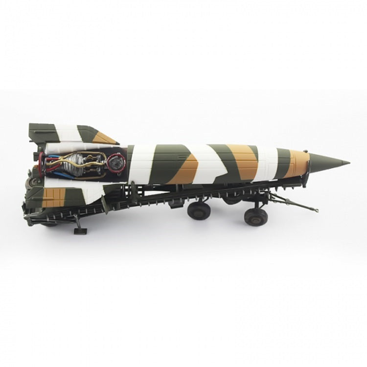 PRECISION MODEL ART WORLD WAR 2 V2 ROCKET GERMAN ARMY 1945 WITH LAUNCH TRAILER