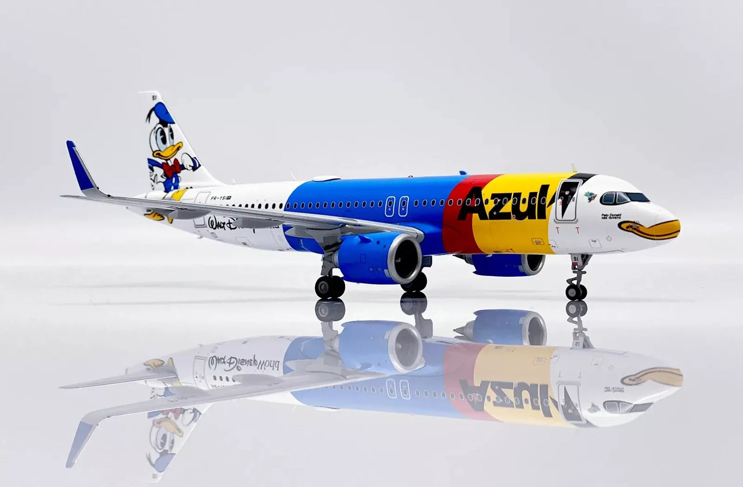 JC WINGS A320NEO AZUL "PATO DONALD" REG: PR-YSI
