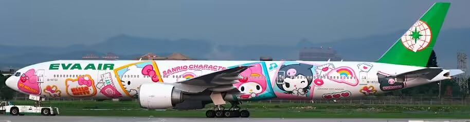 JC WINGS B777-300(ER) EVA AIRWAYS "SANRIO CHARACTER" (FLAPS DOWN) REG: B-16722