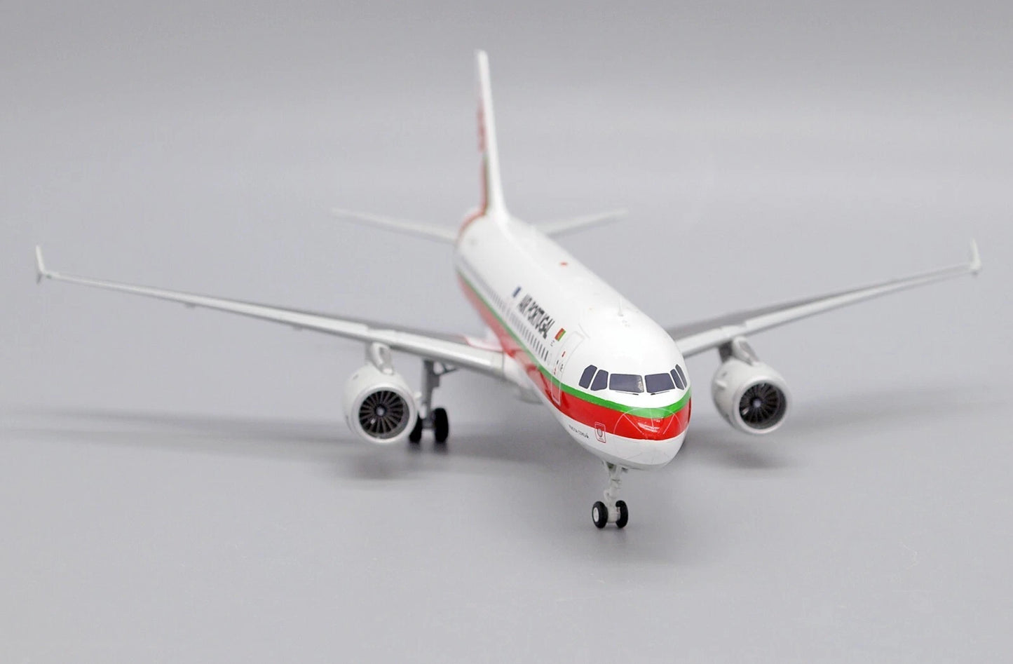 JC WINGS A320 TAP AIR PORTUGAL REG: CS-TNC