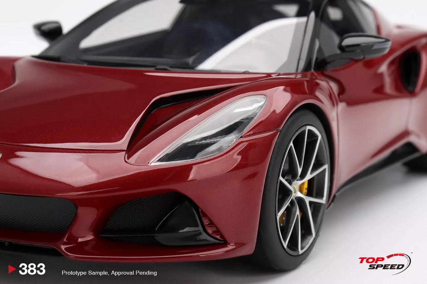 TOPSPEED TS0383 1/18 LOTUS EMIRA MAGMA RED