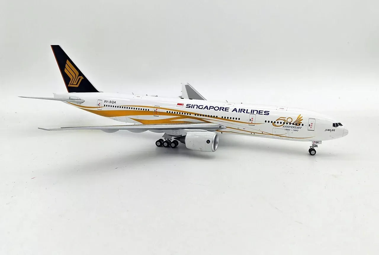 WB MODELS B777-212/ER SINGAPORE AIRLINES REG: 9V-SQA