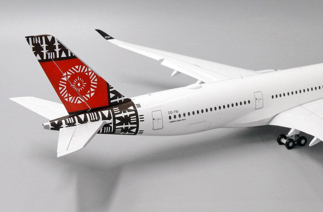 JC WINGS A350-900XWB FIJI AIRWAYS (FLAPS DOWN) REG: DQ-FAI
