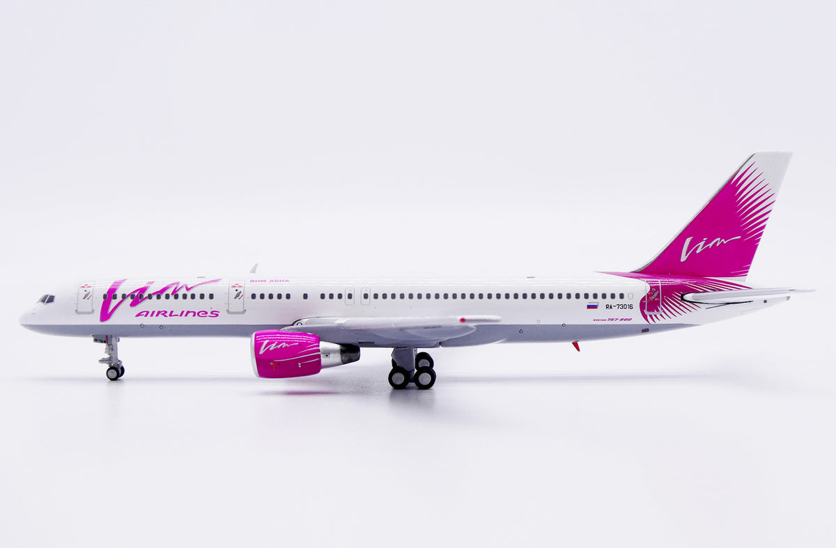 JC WINGS B757-200 VIM AIRLINES REG: RA-73016